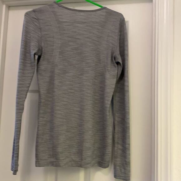 Under Armour Women's Threadborne Seamless Long Sleeve Shirt Size S  Gray - Picture 6 of 10